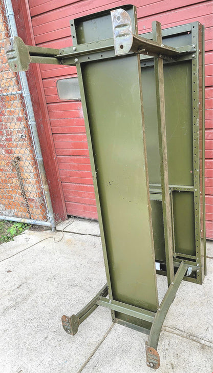 VINTAGE LYON MILITARY GREEN 6 FOOT Wide x 28"Deep x 37"High WORK BENCH FREE SHIP