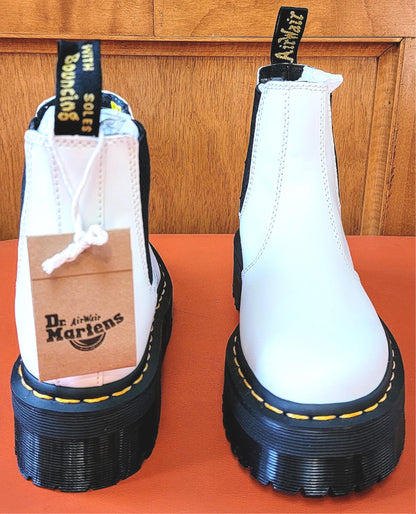 BRANDNEW IN BOX DR MARTENS 2976 QUAD CHELSEA BOOT WHITE WOMEN5/MEN4 FREEFASTSHIP