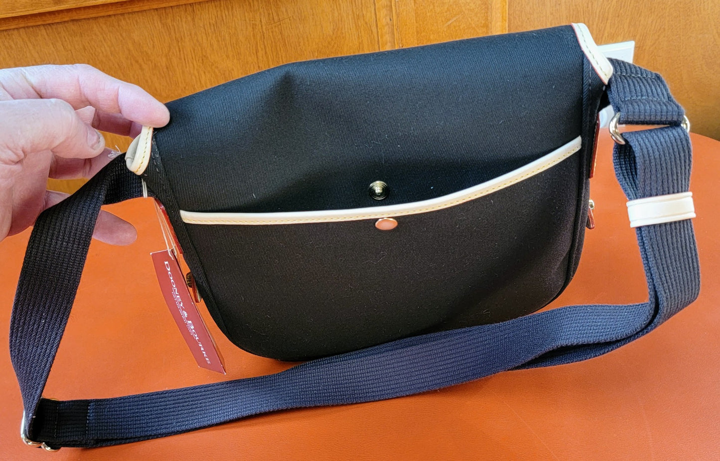 BRANDNEW DOONEY & BOURKEY C380BN BROWN SMALL WOMEN MESSENGER BAG FREE FAST SHIP