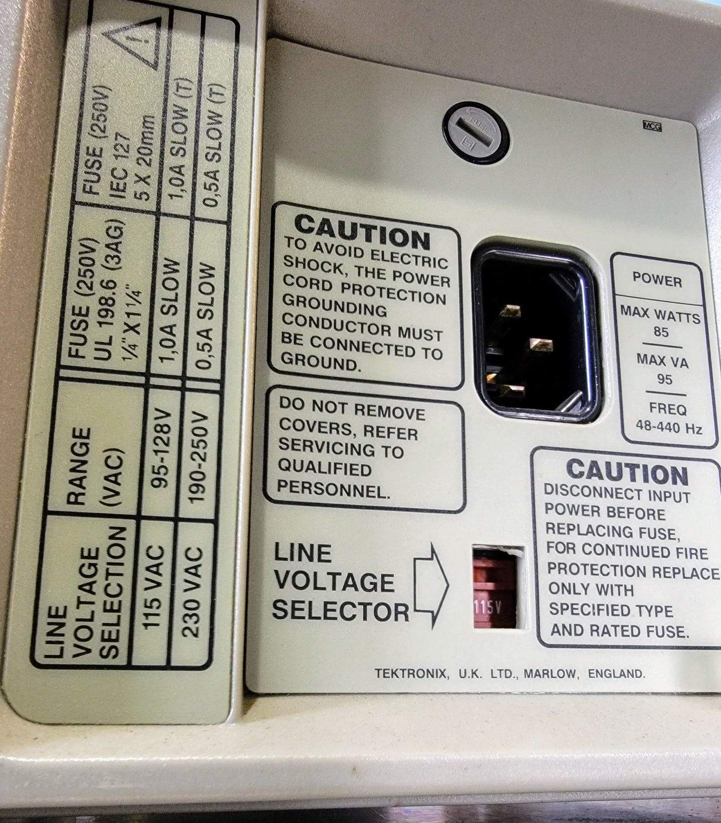 90-DAY-WARRANTY TEKTRONIX 2211 DIGITAL 50MHz OSCILLOSCOPE WATCH VIDEO FREE SHIP