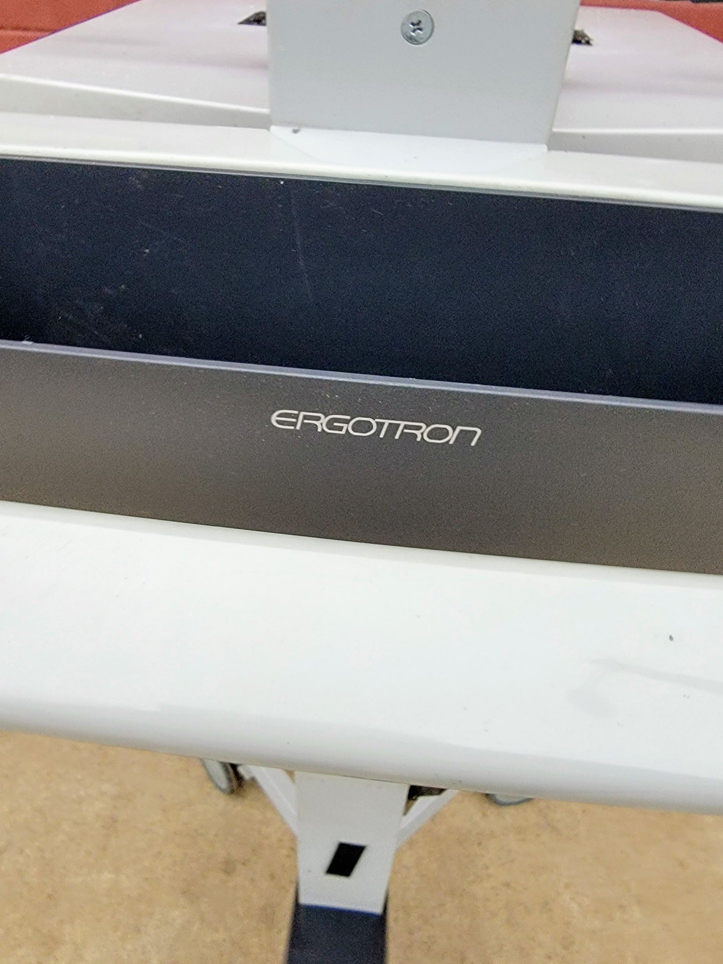 ERGOTRON NEO-FLEX ERGONOMIC ROLLING STAND MOBILE MEDICAL WORKSTATION LAPTO PCART