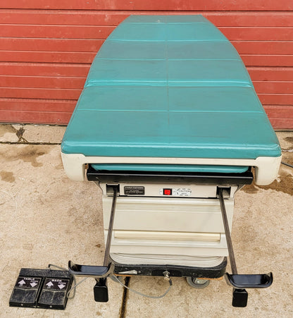 MIDMARK 405 Motorized Patient Exam Table Hi-Lo w FootRemote WATCH VIDEO FREESHIP