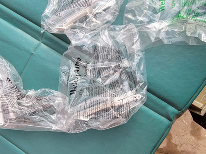 MIDMARK 405 Motorized Patient Exam Table Hi-Lo w FootRemote WATCH VIDEO FREESHIP