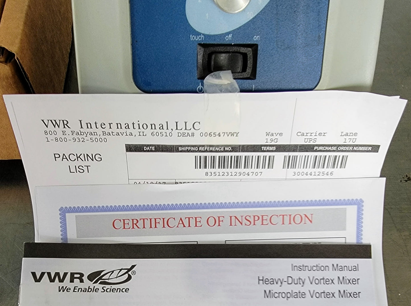 VWR HEAVY DUTY VORTEX SHAKER VESSEL HOLDER & 38 VIAL INSERT 1.5–2.0mL WATCHVIDEO