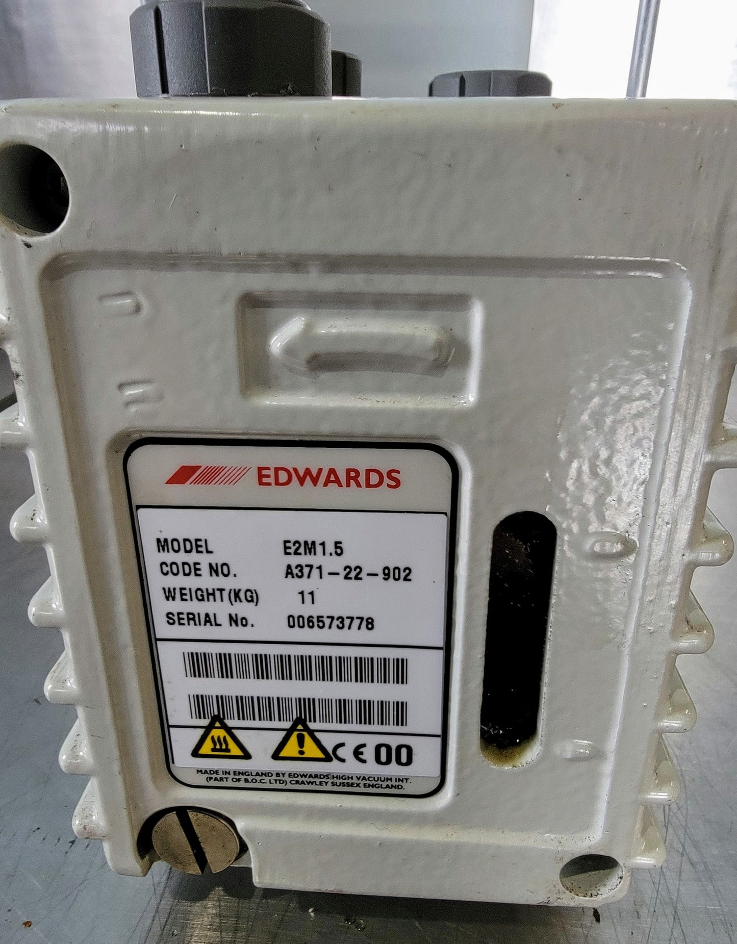 EDWARDS E2M1.5 HP VACUUM PUMP FREE SHIPPING