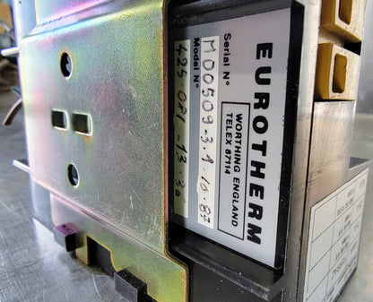 SCHNEIDER EUROTHERM 818P/TC/R0V5 TEMP with POWER CONTROLLER / HEAT SINK & MANUAL