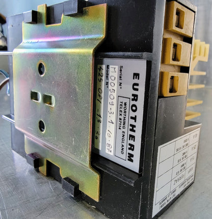 SCHNEIDER EUROTHERM 818P/TC/R0V5 TEMP with POWER CONTROLLER / HEAT SINK & MANUAL