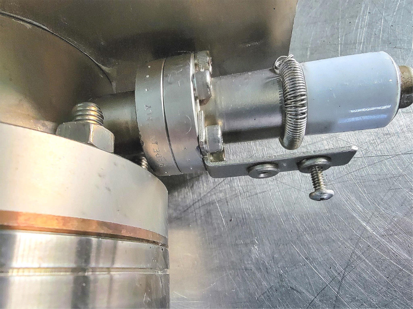 VARIAN V30T 911-5032 TRIODE SPUTTER MOLECULLAR ION PUMP w/ ACCESSORIES FREE SHIP