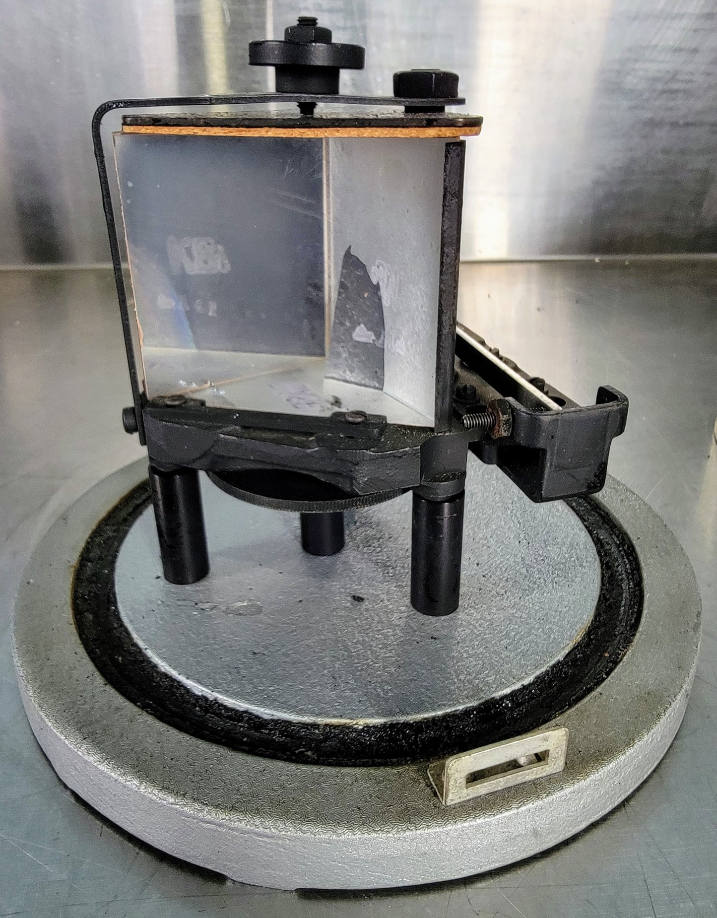 VINTAGE NaCl SODIUM CHLORIDE PRISM & VACUUM MOUNT INFRARED SPECTROMETER FREESHIP