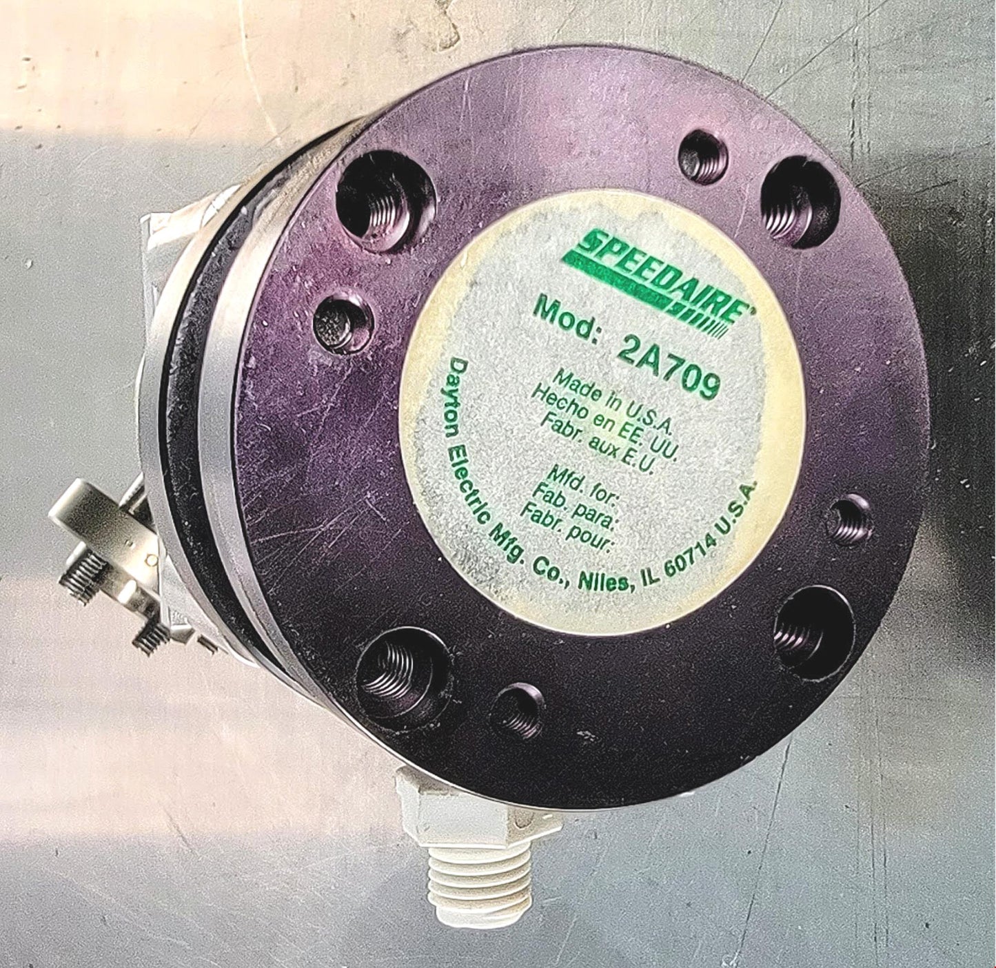 VARIAN 951-5014 BAKEABLE UHV ANGLE VALVE w/ DAYTON SPEEDAIRE 2A709 & BONUS MOUNT