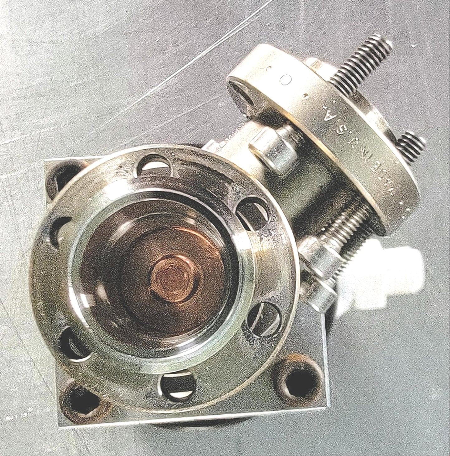 VARIAN 951-5014 UHV ANGLE VALVE with DAYTON SPEEDAIRE 2A709 & BONUS FREE SHIPPIN