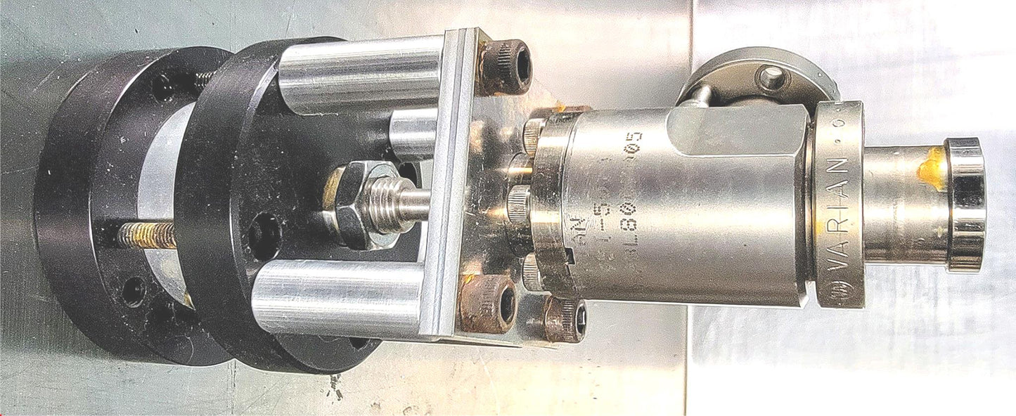VARIAN 951-5014 BAKEABLE UHV ANGLE VALVE w/ DAYTON SPEEDAIRE 2A709 & BONUS MOUNT