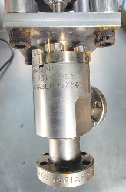 VARIAN 951-5014 BAKEABLE UHV ANGLE VALVE w/ DAYTON SPEEDAIRE 2A709 & BONUS MOUNT