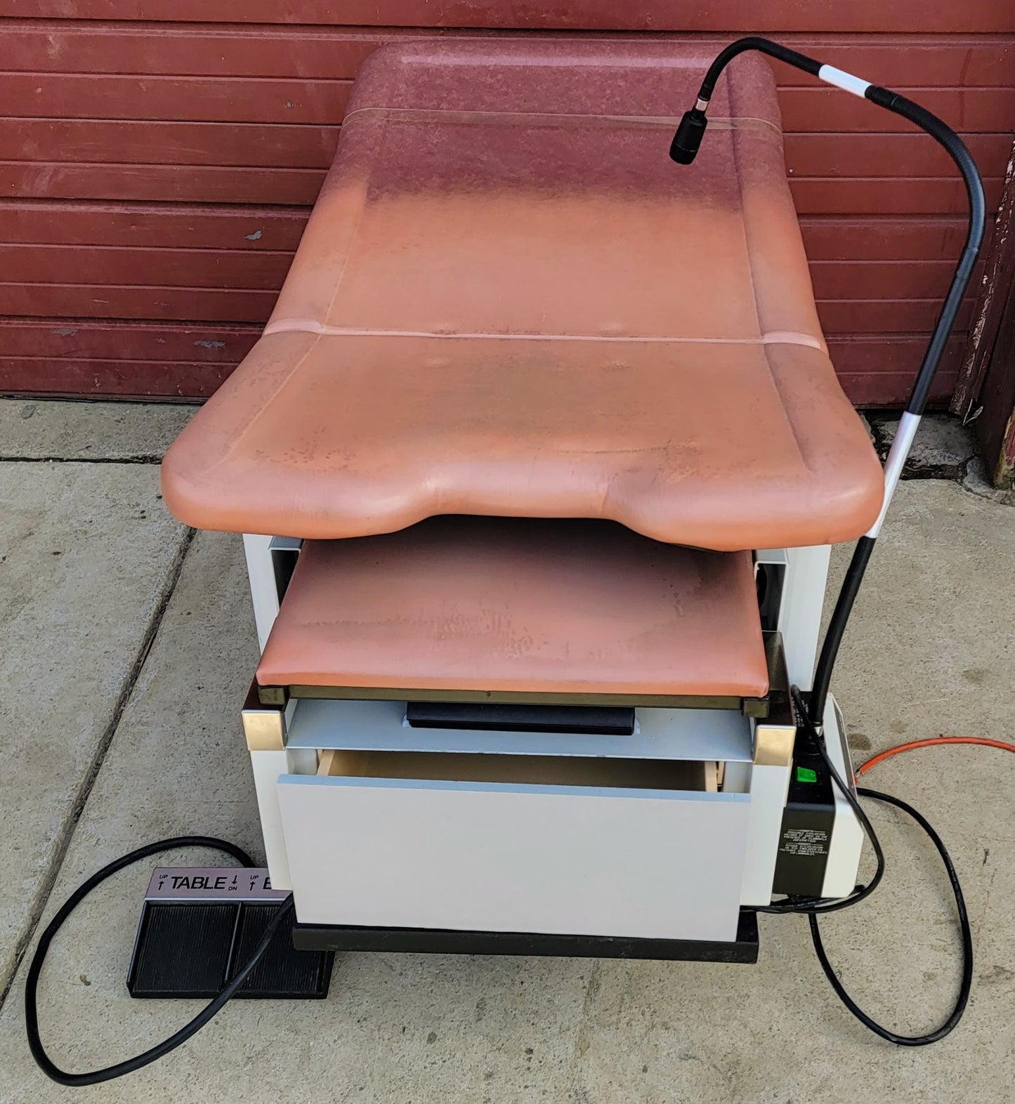 ENOCHS 4000 OB/GYN POWER HI-LO EXAM TABLE wWELCH ALLYN LIGHT WATCHVIDEO FREESHIP