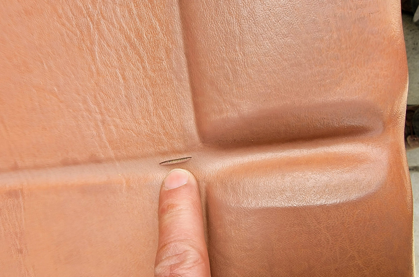 ENOCHS 4000 OB/GYN POWER HI-LO MEDICAL EXAM TABLE w/WELCH ALLYN LIGHT WATCHVIDEO