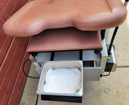 ENOCHS 4000 OB/GYN POWER HI-LO EXAM TABLE wWELCH ALLYN LIGHT WATCHVIDEO FREESHIP