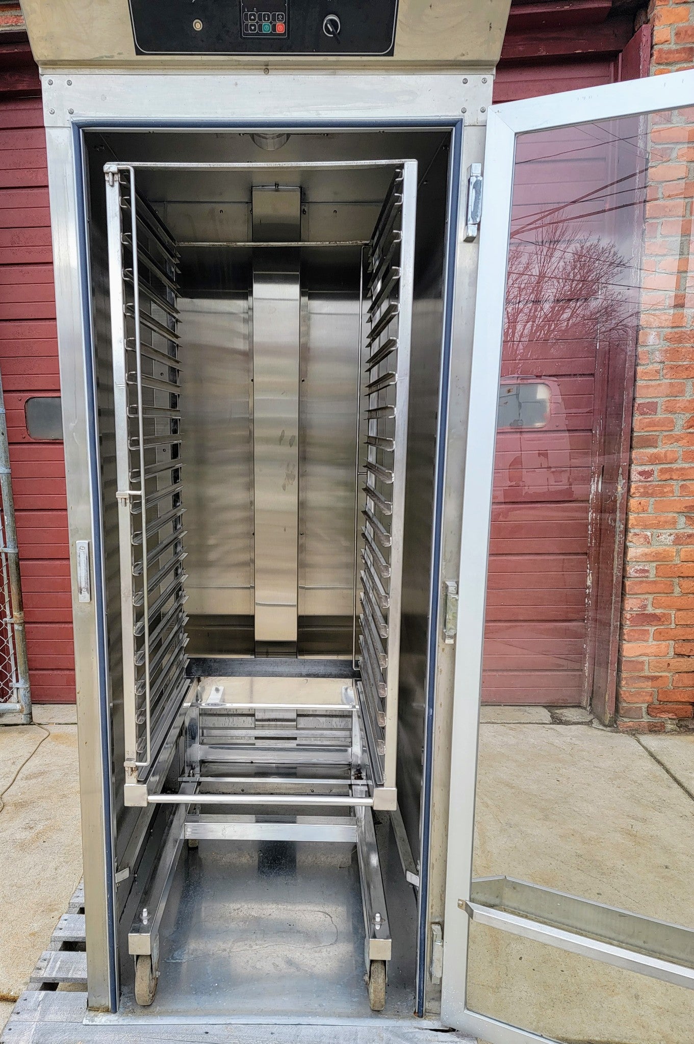 DOYON DRIP1 PROOFING CABINET with TRAY RACK ON WHEELS 120/240 VOLTS FREE SHIP