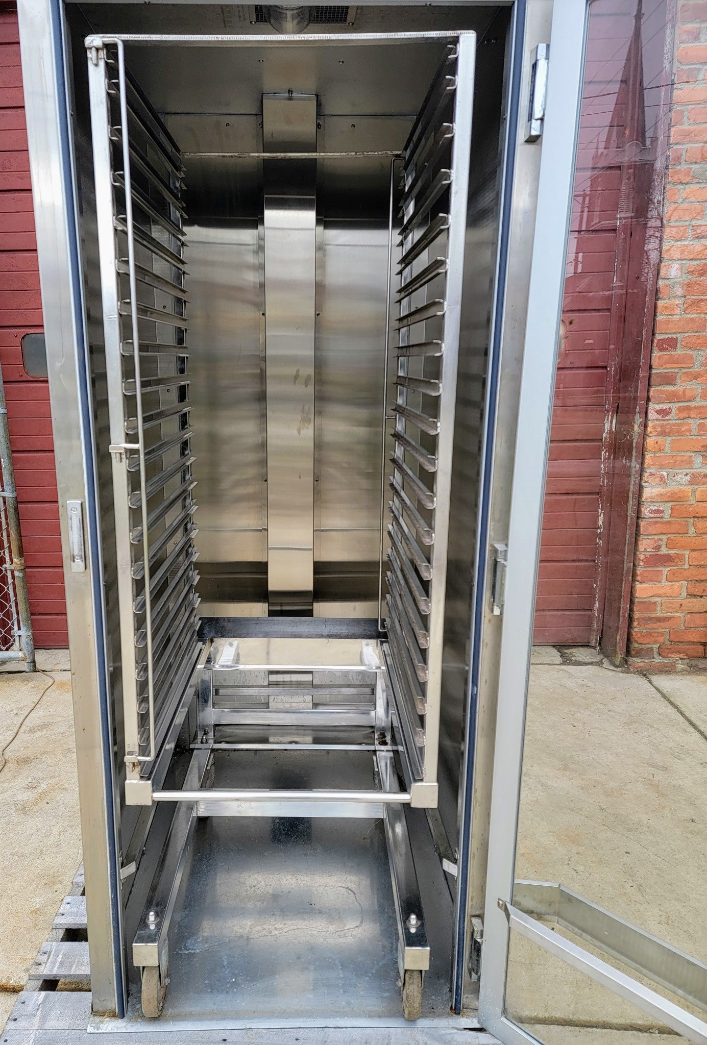 DOYON DRIP1 PROOFING CABINET with TRAY RACK ON WHEELS 120/240 VOLTS FREE SHIP