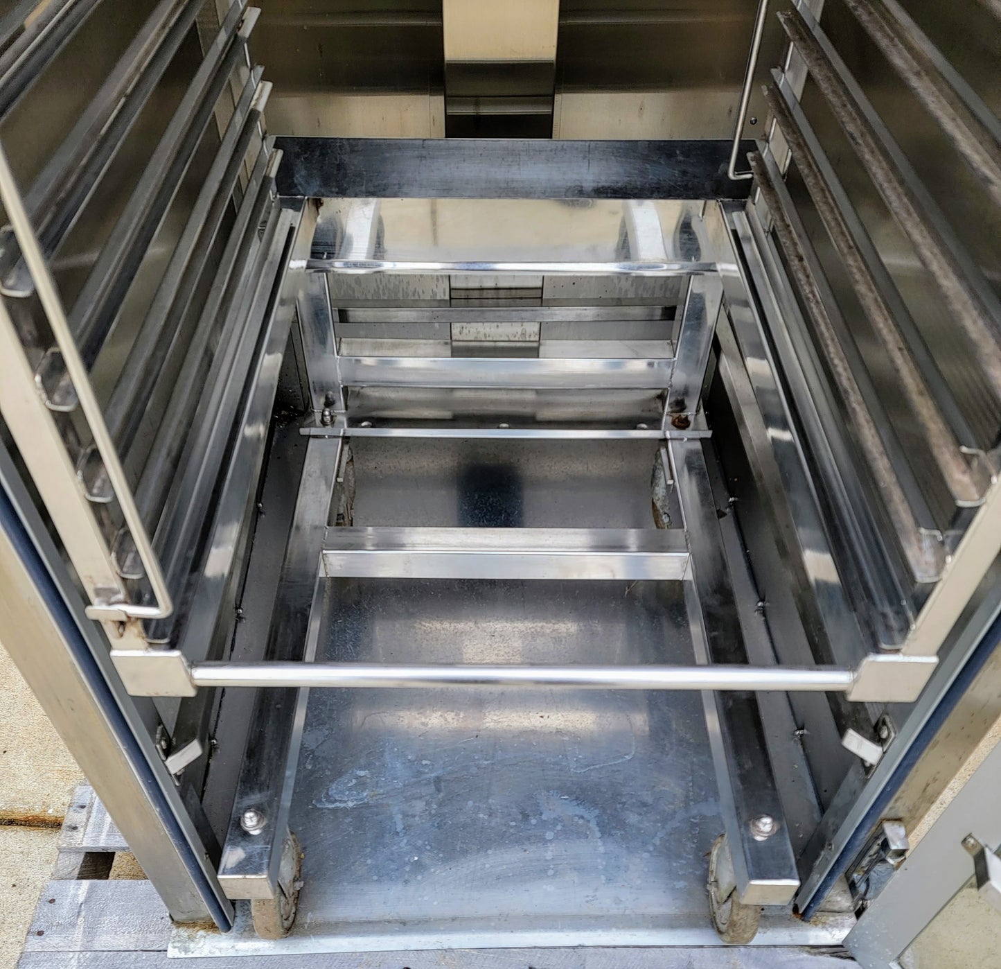 DOYON DRIP1 PROOFING CABINET with TRAY RACK ON WHEELS 120/240 VOLTS FREE SHIP