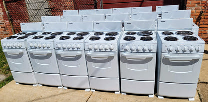 PERFECT FOR TIGHT SPACE DANBY 20" FREESTANDING ELECTRIC RANGE OVEN 220Volt WHITE