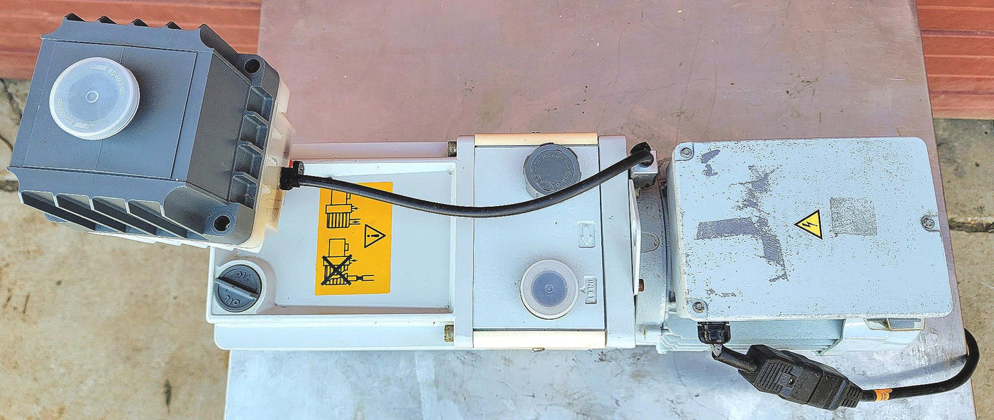 230Volt EDWARDS 28 E2M28 ROTARY VANE MECHANICAL VACUUM PUMP WATCH VIDEO FREESHIP