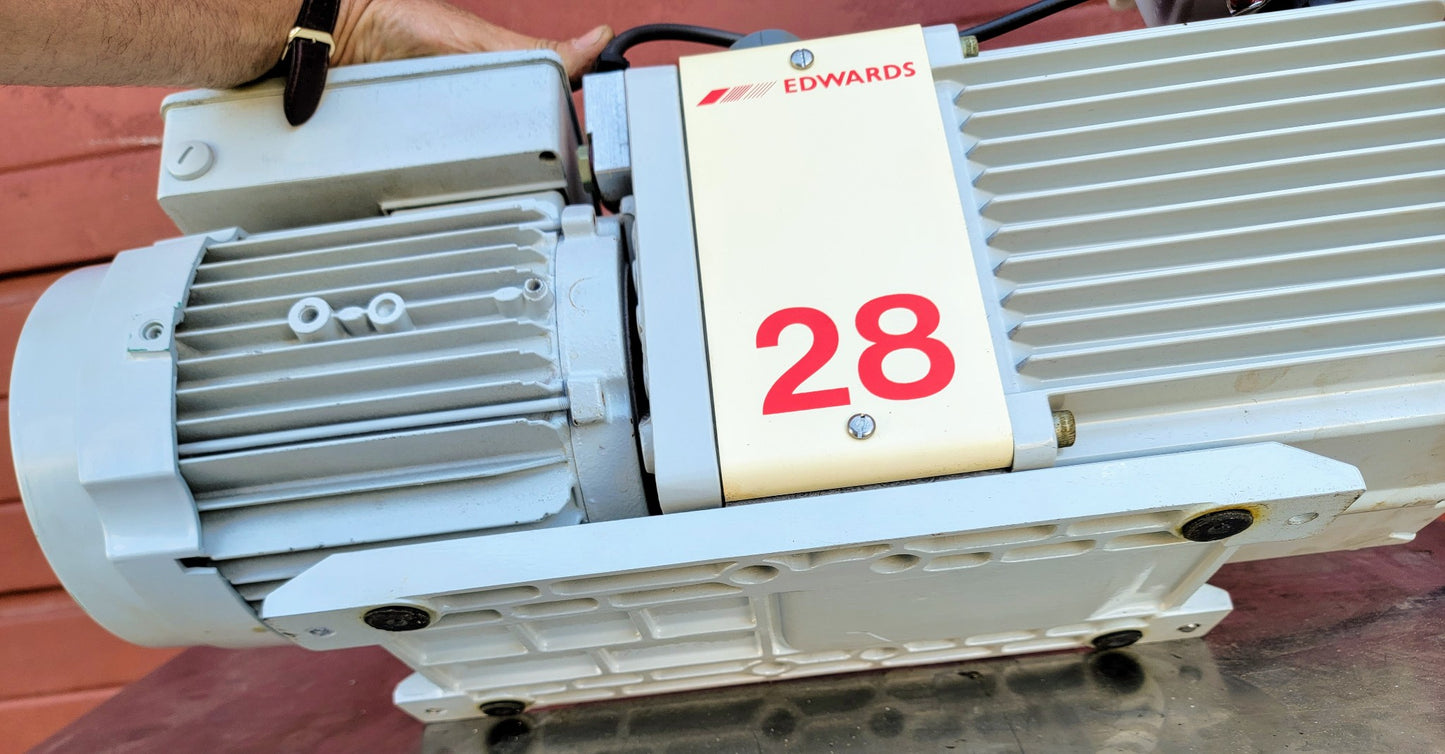 230Volt EDWARDS 28 E2M28 ROTARY VANE MECHANICAL VACUUM PUMP WATCH VIDEO FREESHIP