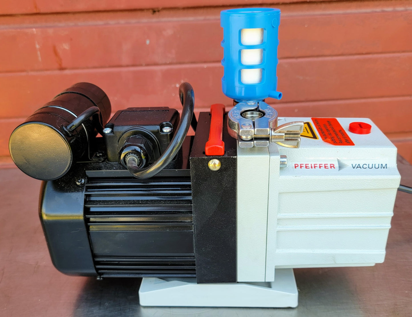 PFEFFEIR DUO 2.5 ROTARY VANE MECHANICAL VACUUM PUMP WATCH VIDEO FREE SHIPPING