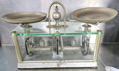 RARE VINTAGE 1920s TORSION BALANCE STYLE 255 MODEL 7948 GLASS ENCLOSURE FREESHIP