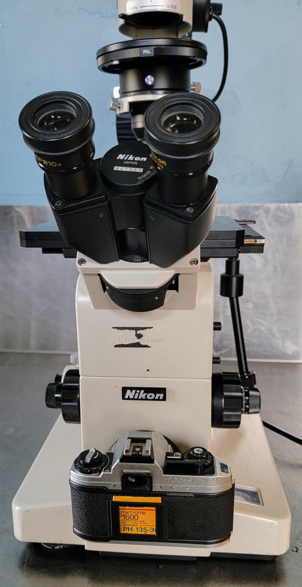 PERFECT NIKON DIAPHOT PHASE CONTRAST INVERTED MICROSCOPE 5OBJECTIVE WATCHVIDEO