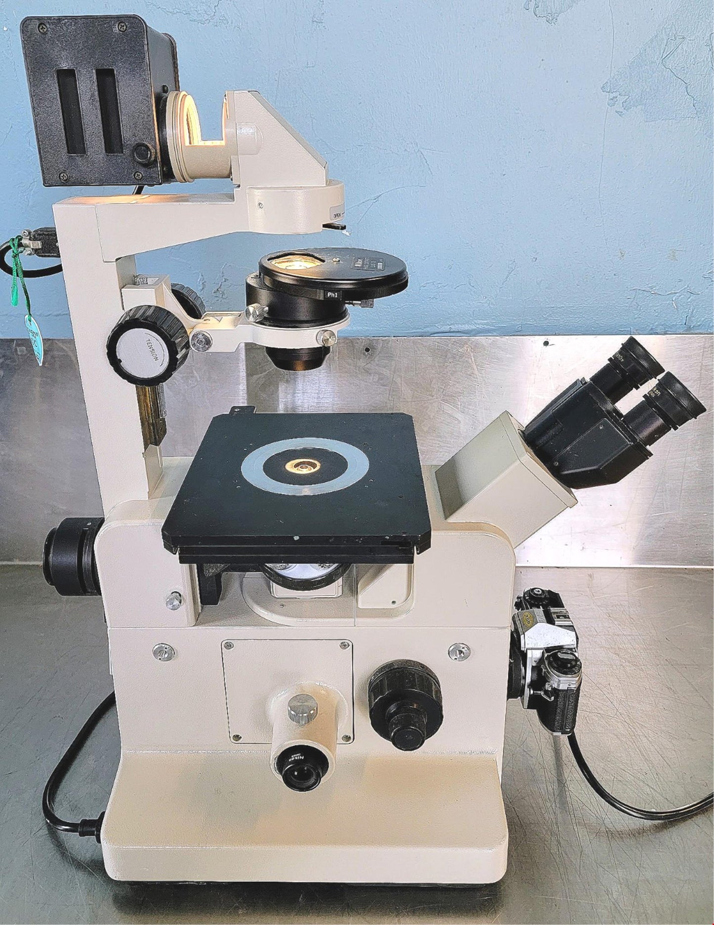 PERFECT NIKON DIAPHOT PHASE CONTRAST INVERTED MICROSCOPE 5OBJECTIVE WATCHVIDEO