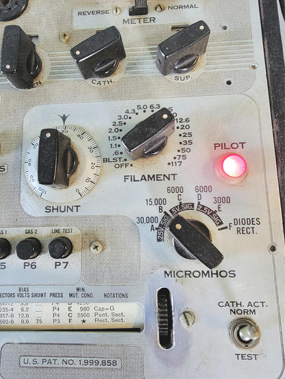 HICKOK TUBE TESTER MODEL 539A ORIGINAL MANUAL & WOODEN CASE FREESHIP WATCH VIDEO