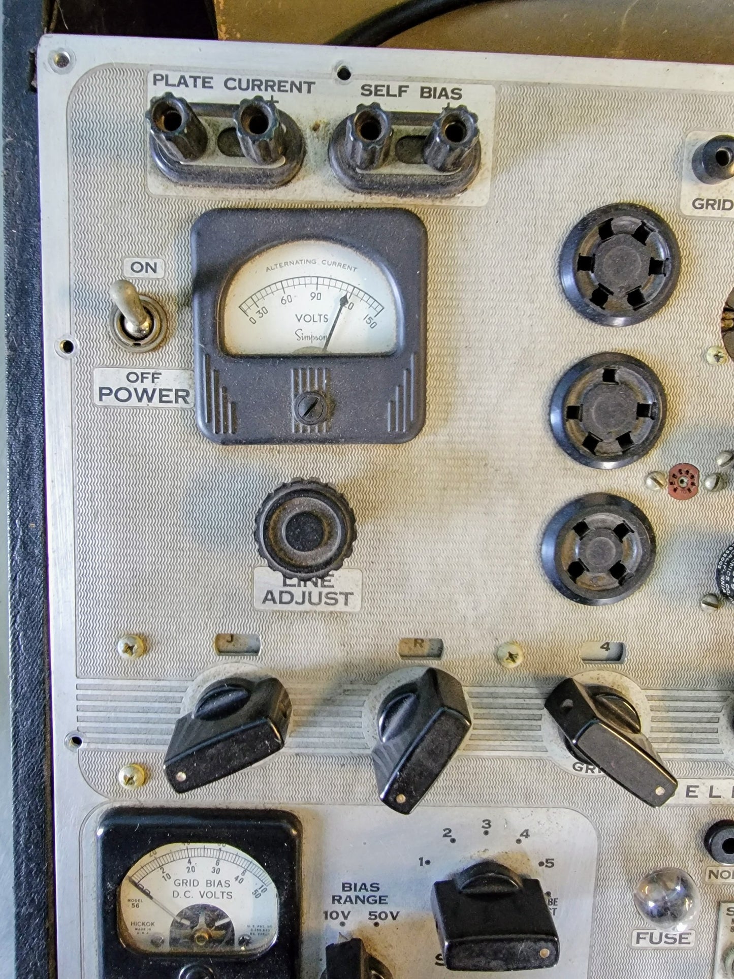 HICKOK TUBE TESTER MODEL 539A ORIGINAL MANUAL & WOODEN CASE FREESHIP WATCH VIDEO