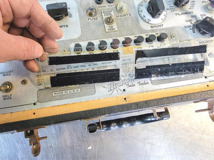 HICKOK TUBE TESTER MODEL 539A ORIGINAL MANUAL & WOODEN CASE FREESHIP WATCH VIDEO