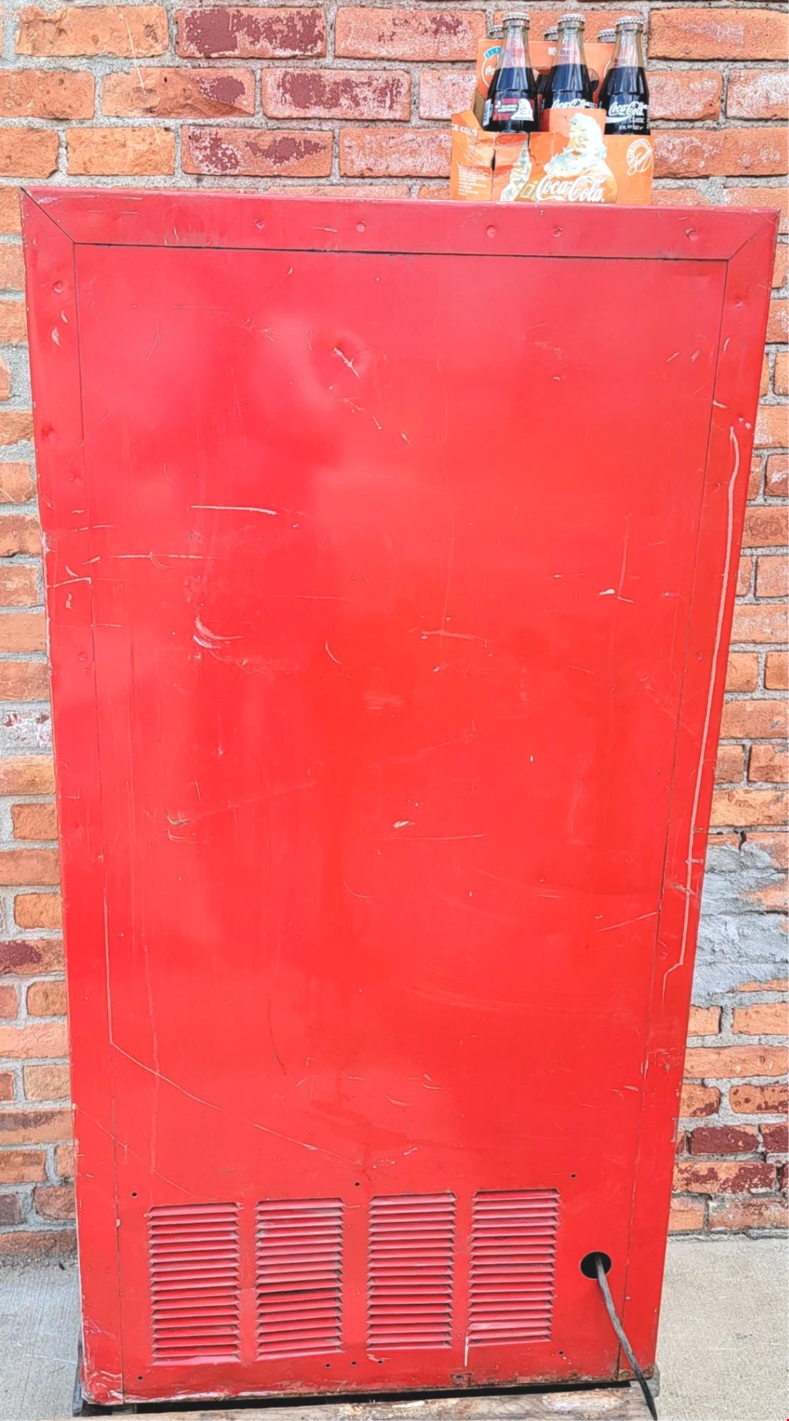 100% WORKING VINTAGE 60's COCA-COLA BOTTLE VENDING MACHINE WATCH VIDEO FREE SHIP