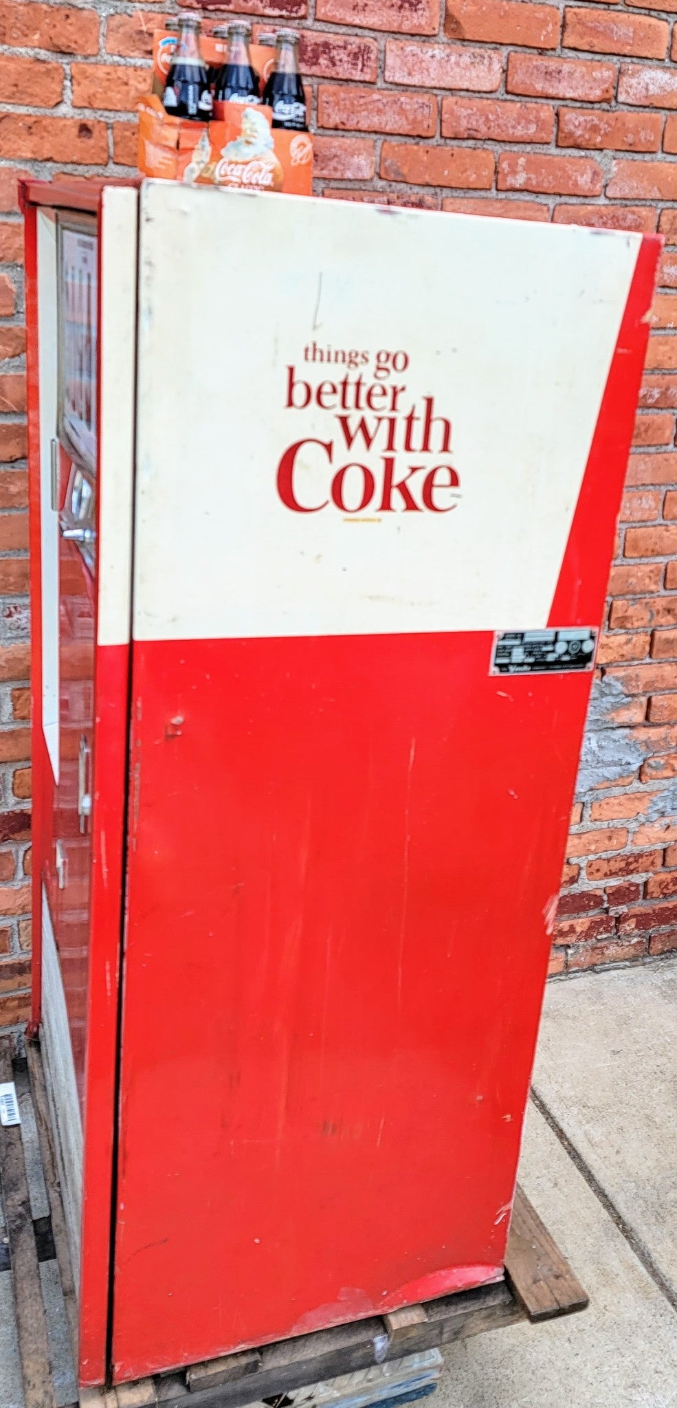 100% WORKING VINTAGE 60's COCA-COLA BOTTLE VENDING MACHINE WATCH VIDEO FREE SHIP