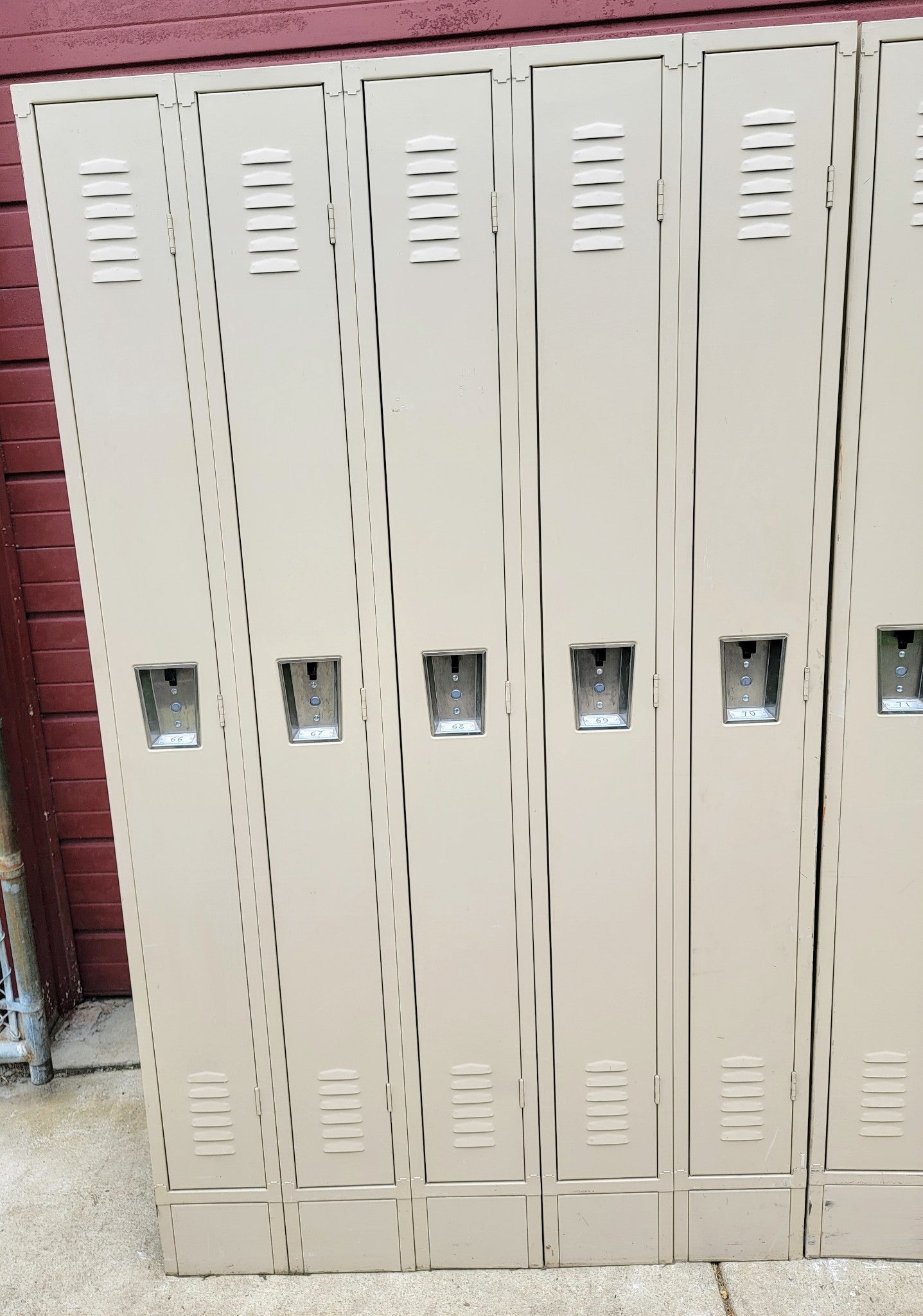 VINTAGE TWO TIER 11 DOOR LOCKER SECURITY SYSTEM 99"W x 18"D x 78"H FREE SHIPPING