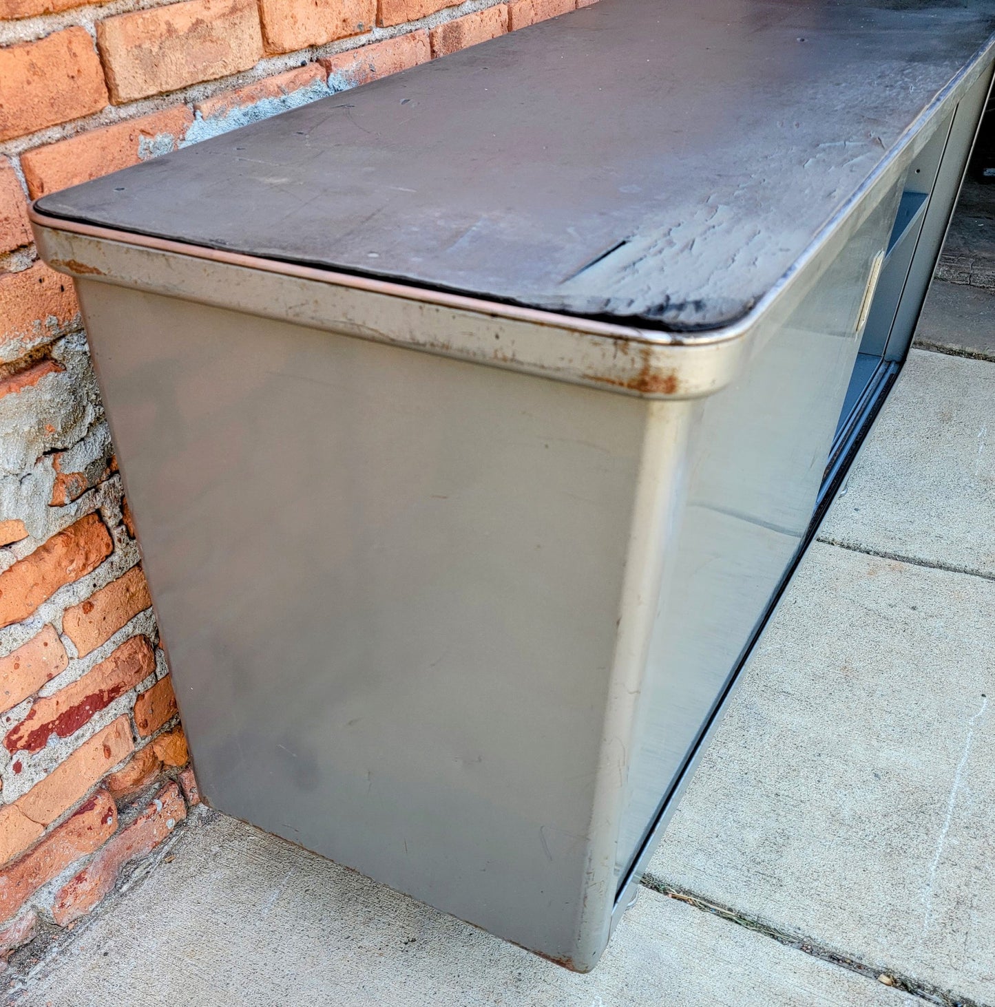 VINTAGE 1950's STEELCASE TANKER CREDENZA 60"x19.5"x29 RARE POINTED FEET FREESHIP