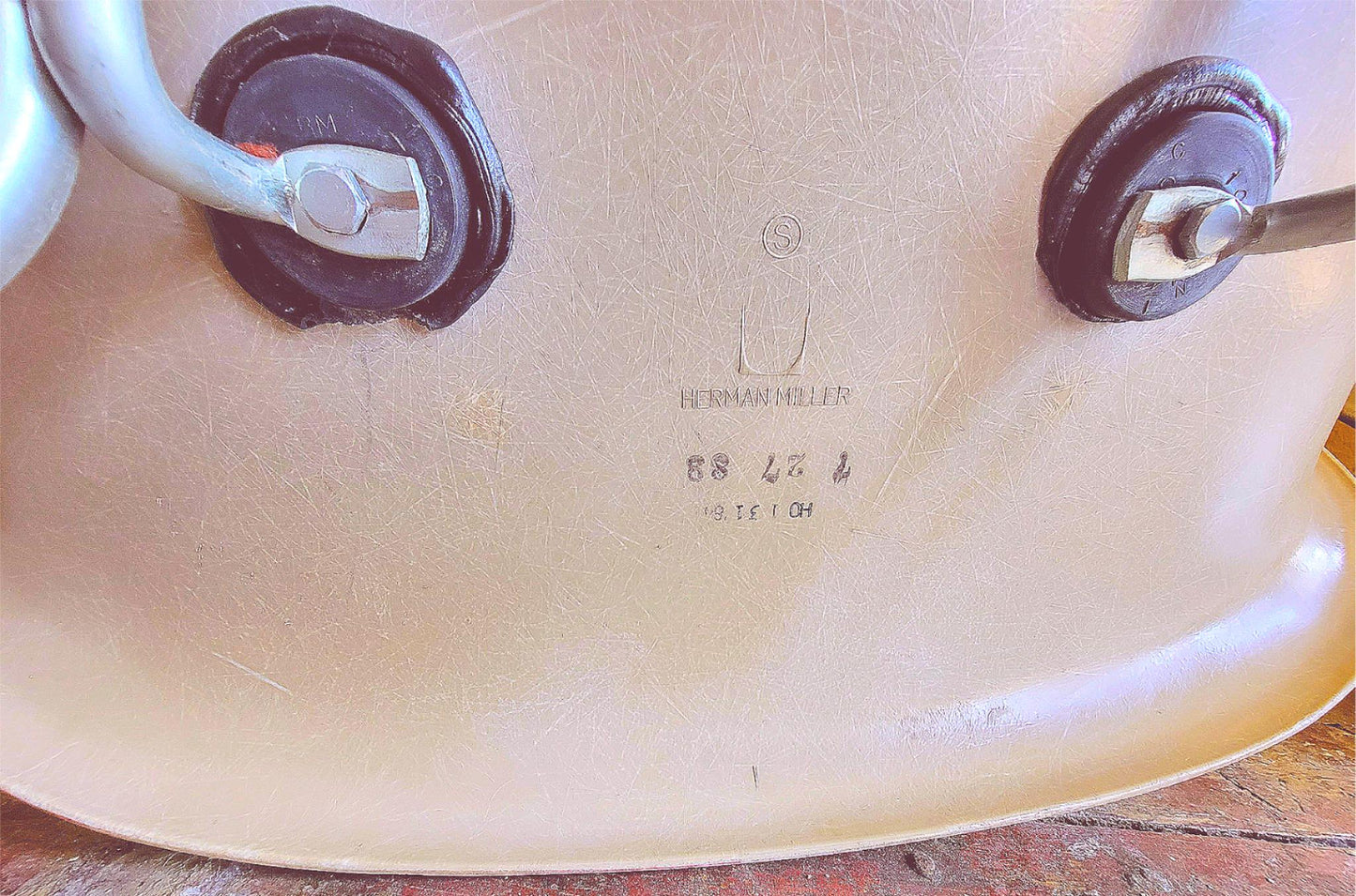 6 1980's VINTAGE CHARLES EAMES HERMAN MILLER FIBERGLASS SHELL ARMCHAIRS FREESHIP