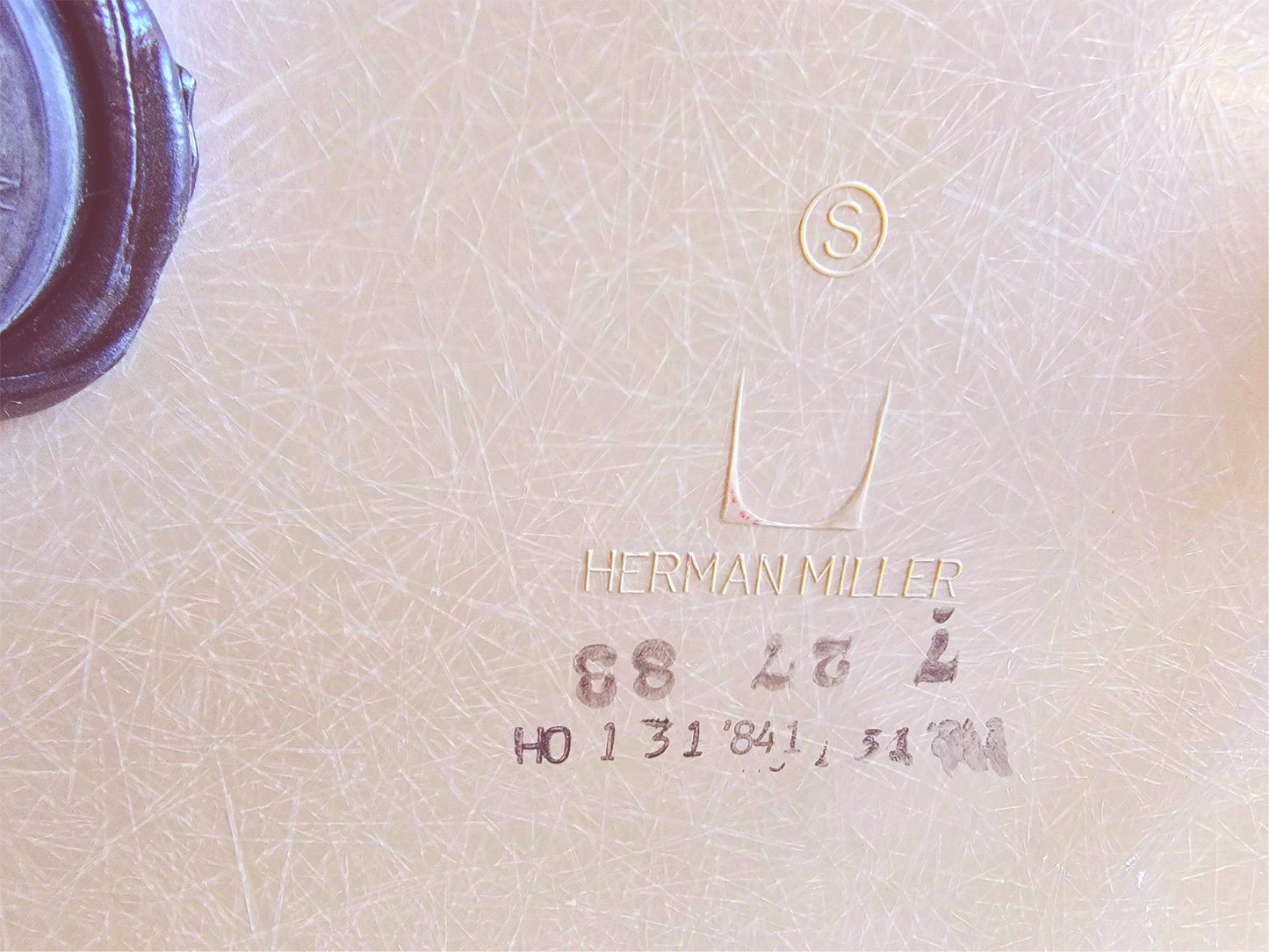 6 1980's VINTAGE CHARLES EAMES HERMAN MILLER FIBERGLASS SHELL ARMCHAIRS FREESHIP