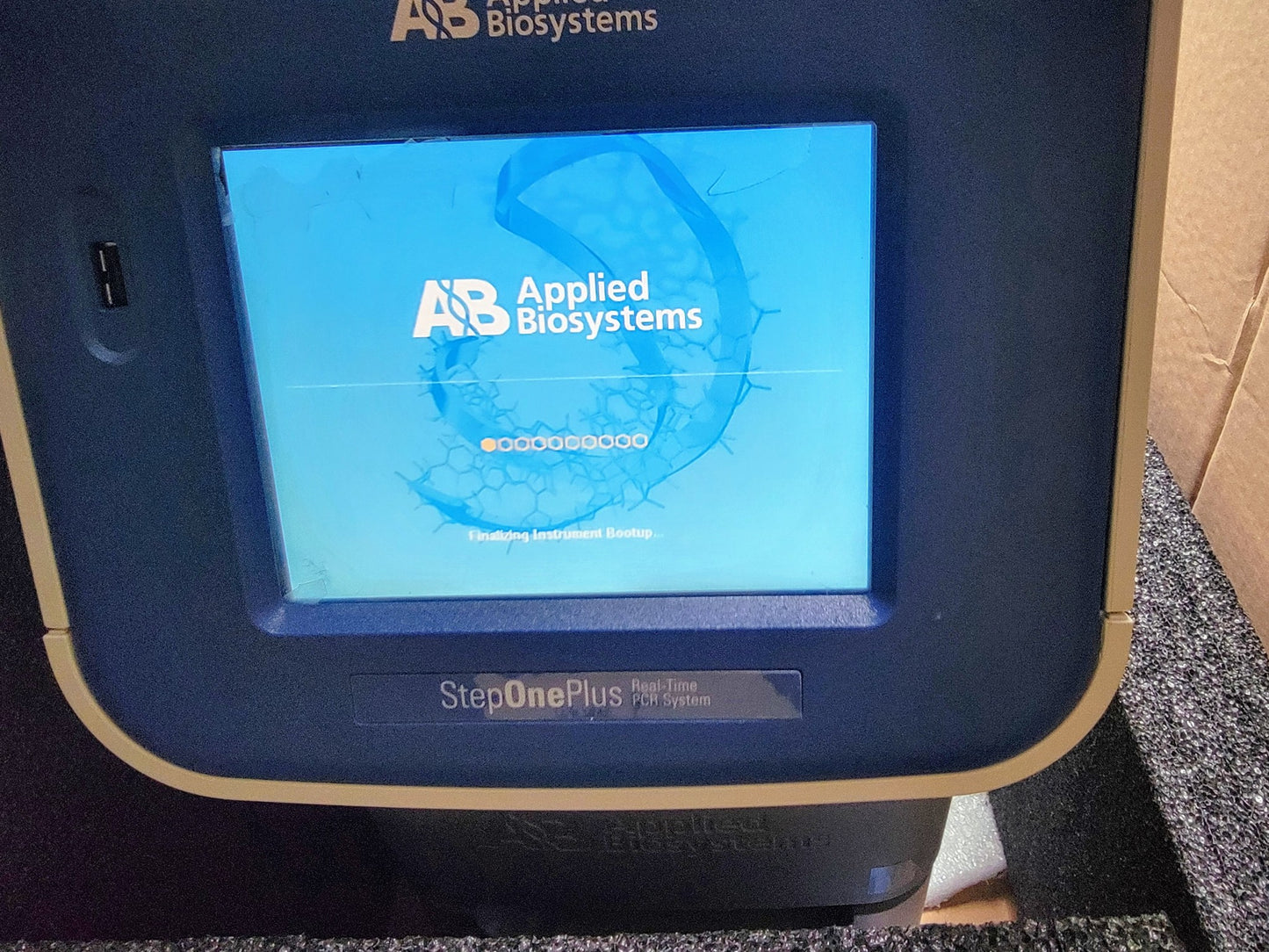 Applied Biosystems StepOnePlus 96Well PCR Thermocycler "90DAYWARRANTY" FREE SHIP