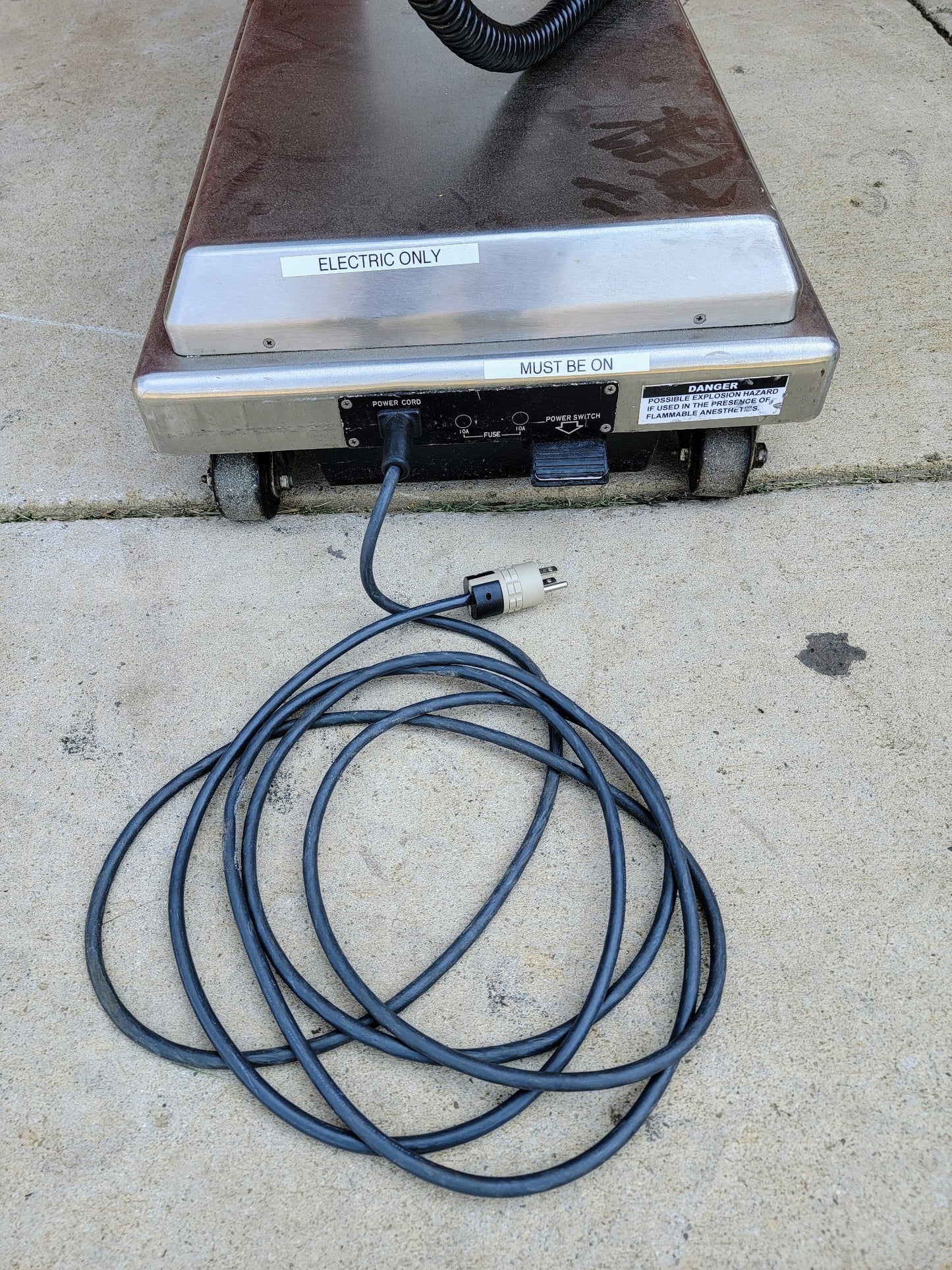 SKYTRON 3100 MEDICAL SURGERY POWER TABLE 500lbCapac +2STERIS ARMBOARD WATCHVIDEO