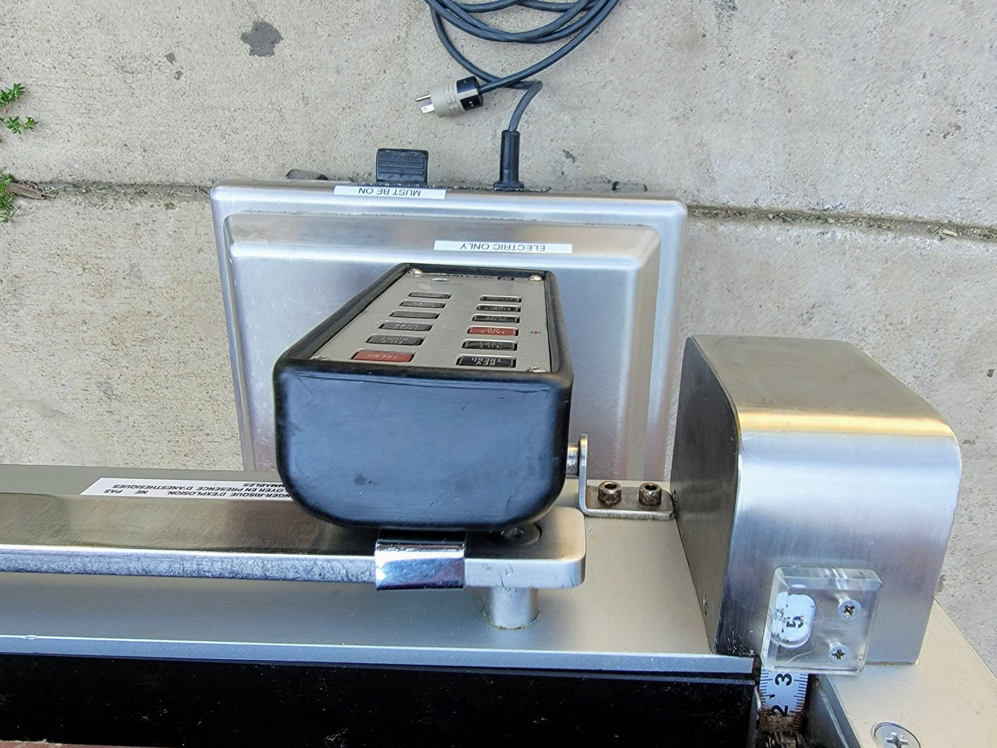 SKYTRON 3100 MEDICAL SURGERY POWER TABLE 500lbCapac +2STERIS ARMBOARD WATCHVIDEO