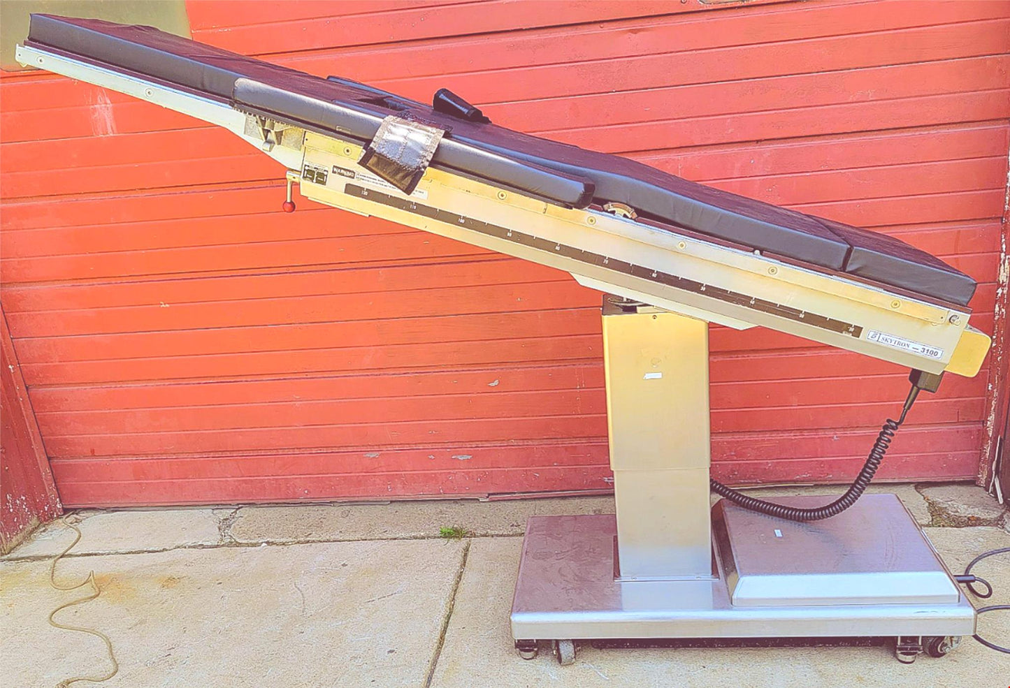 SKYTRON 3100 MEDICAL SURGERY POWER TABLE 500lbCapac +2STERIS ARMBOARD WATCHVIDEO
