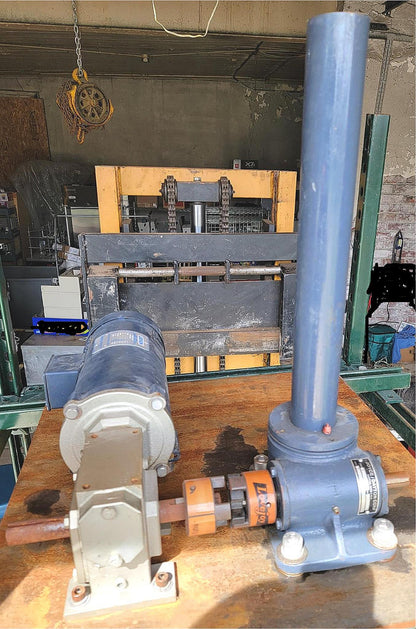 LEESON C4D17FK51 DC MOTOR with ALLING LANDER JOYCE DAYTON LOVEY SHAFT FREE SHIP