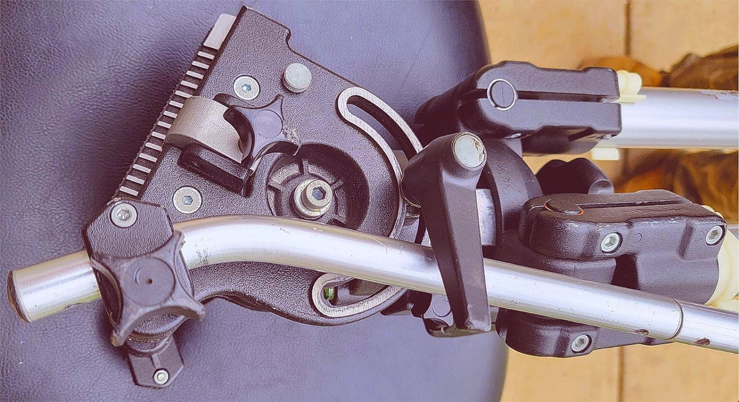 HEAVYDUTY PROFESSIONAL BOGEN 3061 TRIPOD & 116 FLUID HEAD 3067 & DOLLY with Case