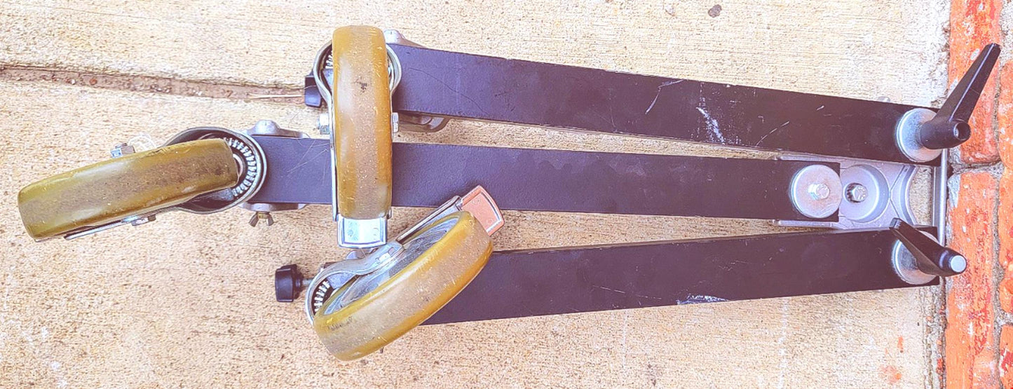 HEAVYDUTY PROFESSIONAL BOGEN 3061 TRIPOD & 116 FLUID HEAD 3067 & DOLLY with Case