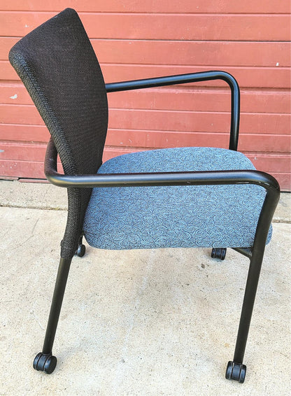 LOT 30 STEELCASE JERSEY BACMESH STACKABLE OFFICE ARMCHAIR CONTEMPORAR MODERN