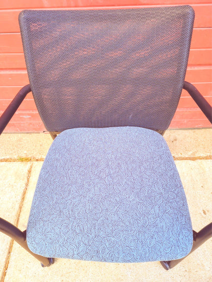 LOT 30 STEELCASE JERSEY BACMESH STACKABLE OFFICE ARMCHAIR CONTEMPORAR MODERN