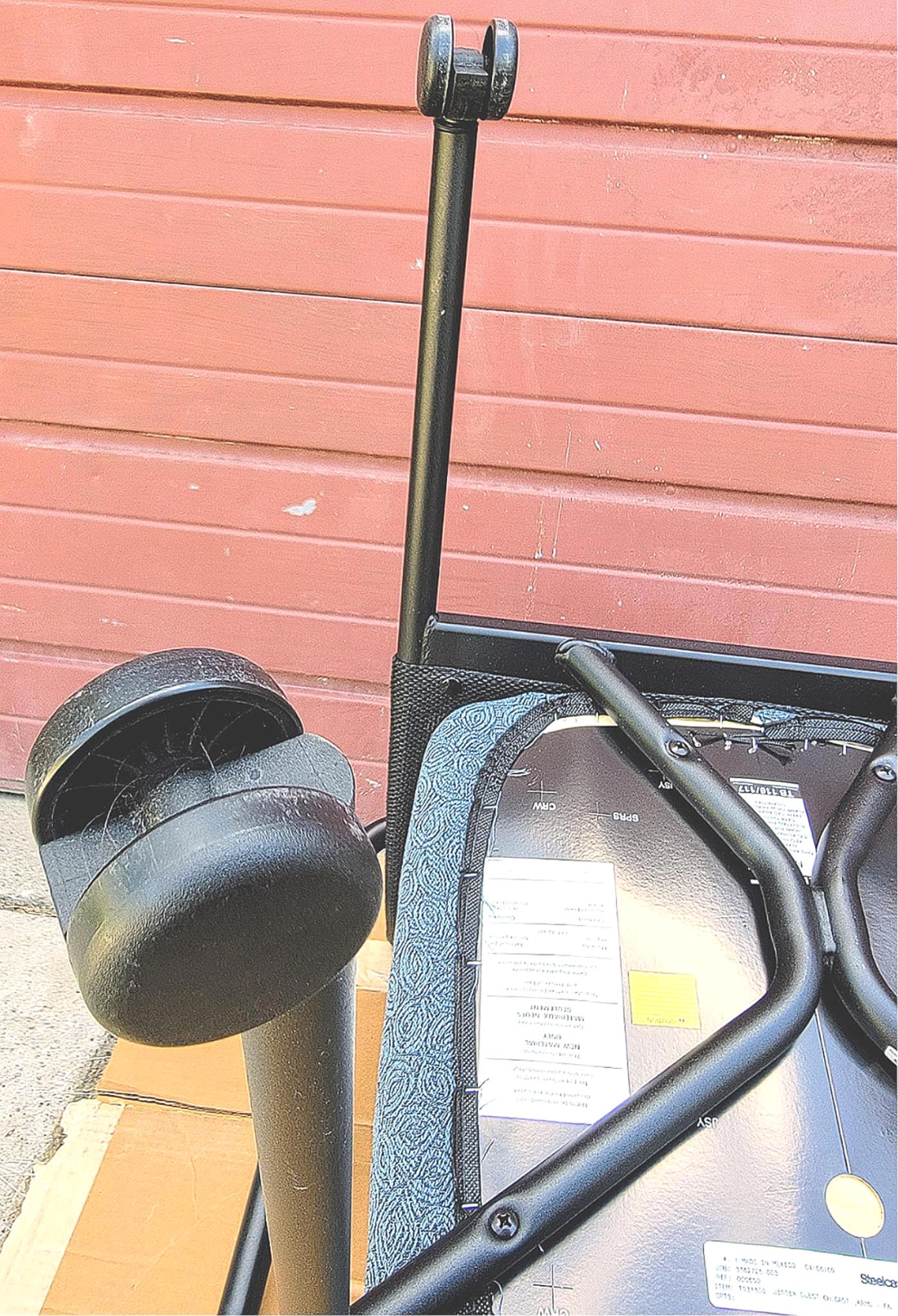 LOT 30 STEELCASE JERSEY BACMESH STACKABLE OFFICE ARMCHAIR CONTEMPORAR MODERN