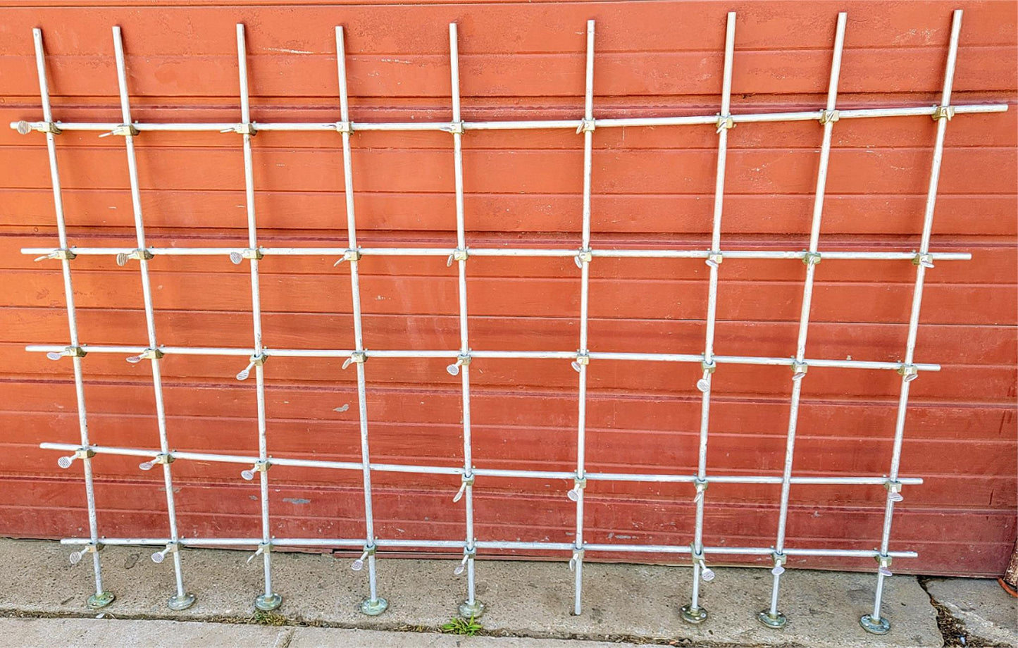 43 FISHER LABORATORY FRAME NICKEL PLATED ZINC HOOK CONNECTORS & 14 ALUMINUM BARS